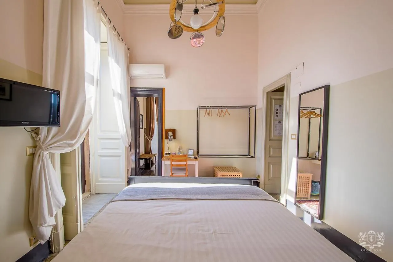 *** ベッド・アンド・ブレックファスト Grand Tour Design Guest House Catania Self Check-In イタリア