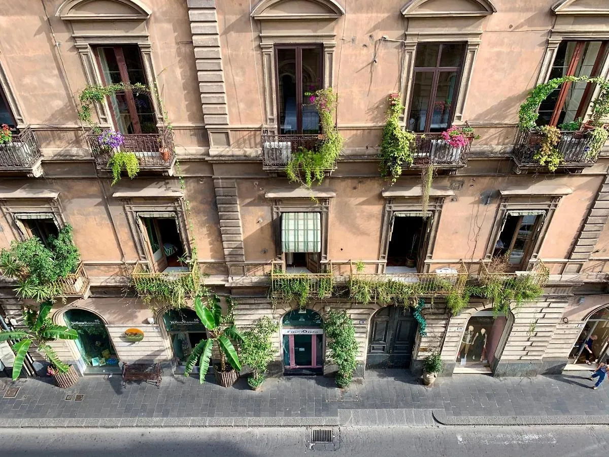 Grand Tour Design Guest House Catania Self Check-In