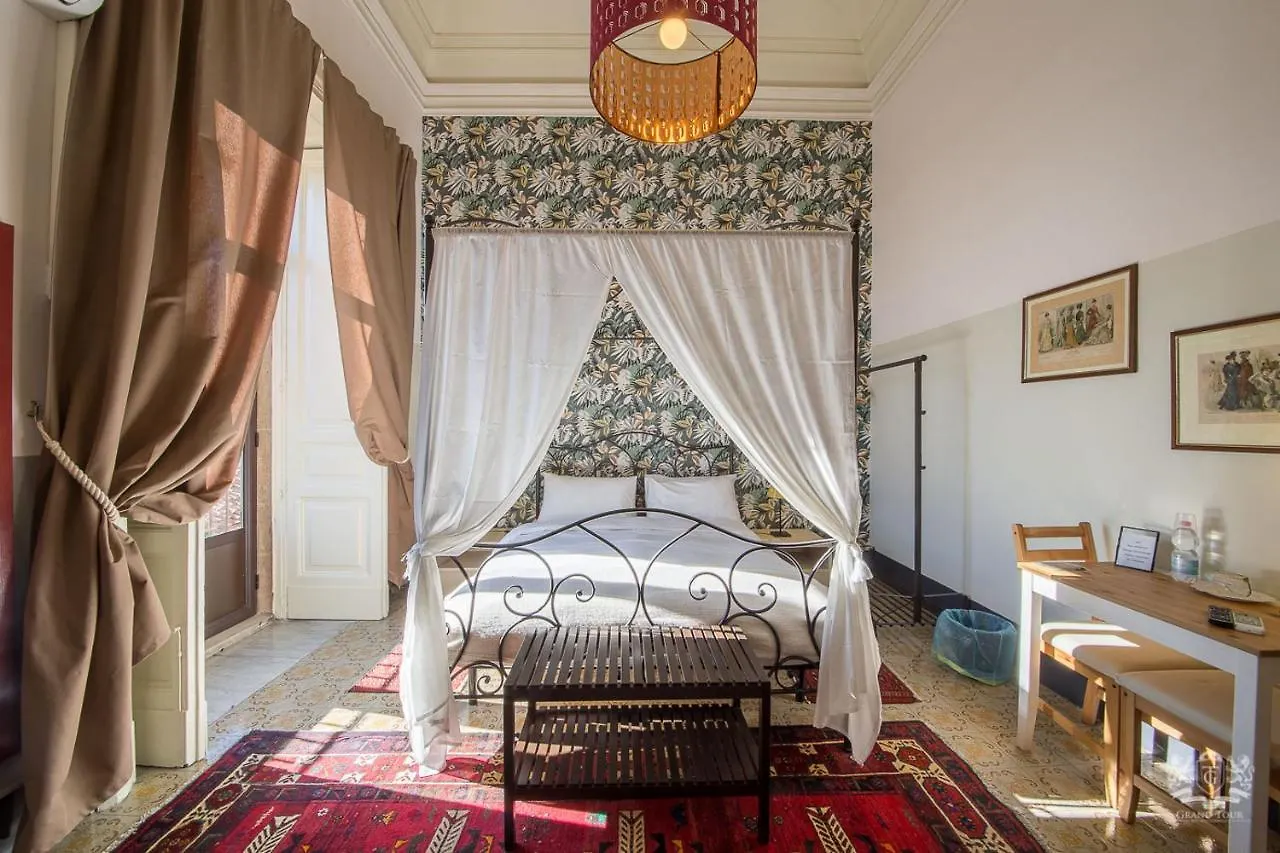 Grand Tour Design Guest House Catania Self Check-In イタリア