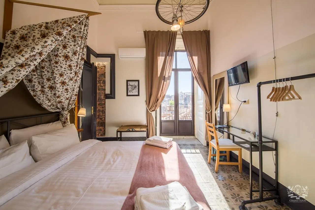 Grand Tour Design Guest House Catania Self Check-In Italie