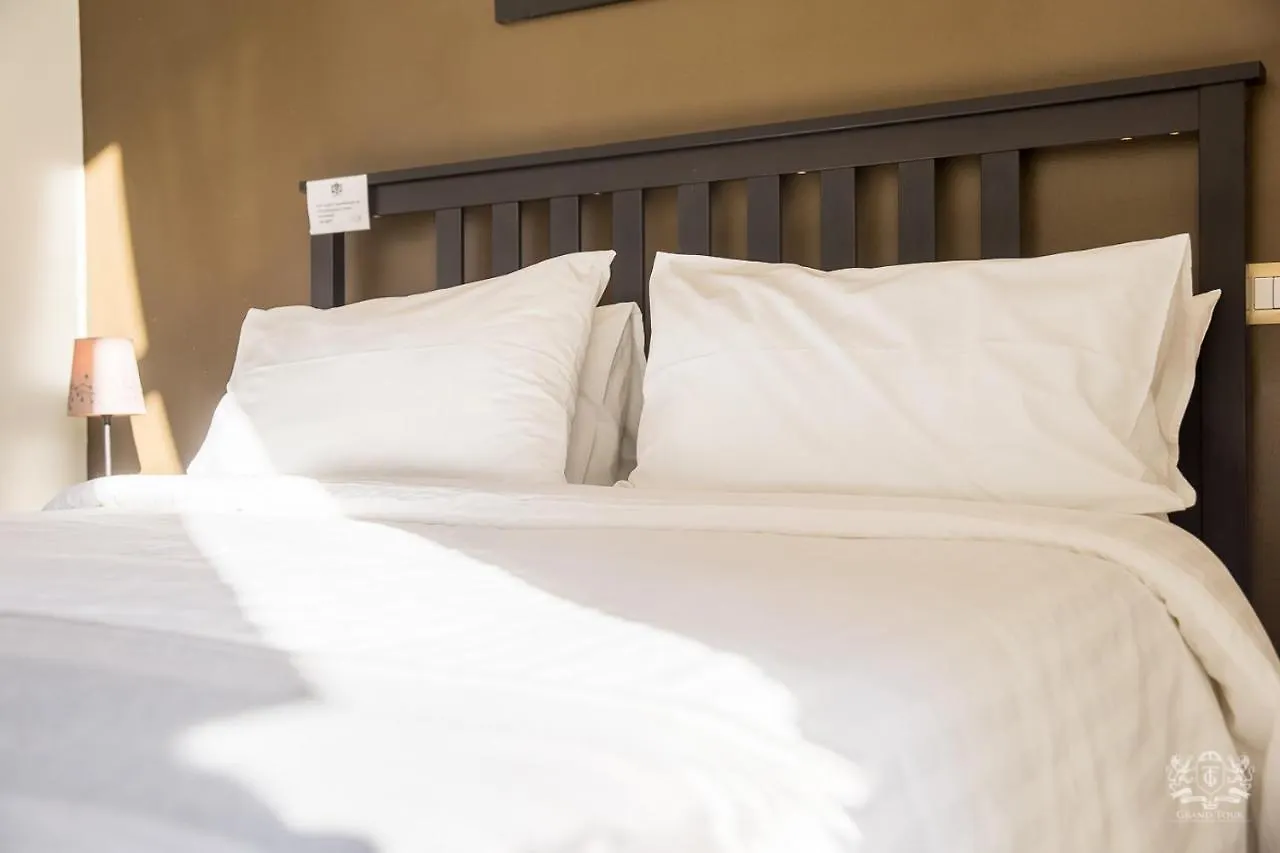 Grand Tour Design Guest House Catania Self Check-In Couette-café