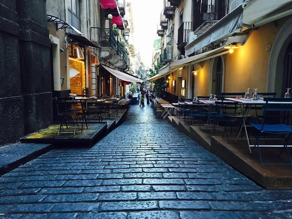 *** ベッド・アンド・ブレックファスト Grand Tour Design Guest House Catania Self Check-In イタリア
