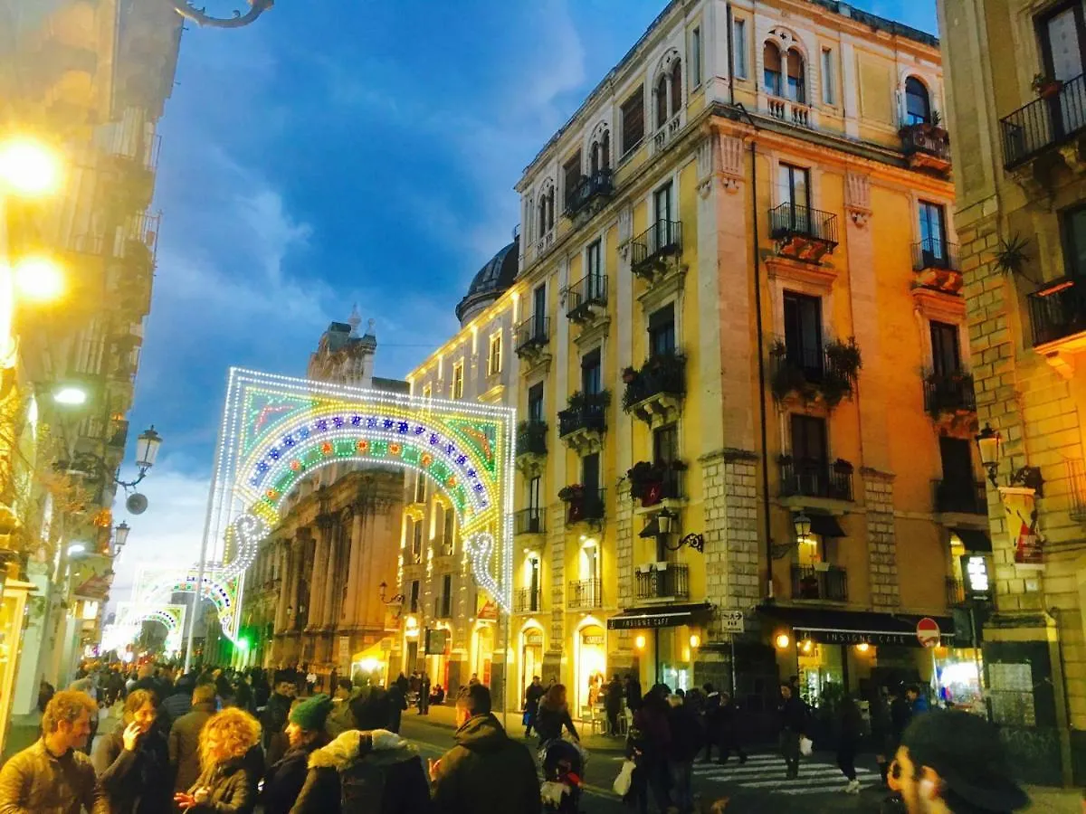 Nocleg ze śniadaniem Grand Tour Design Guest House Catania Self Check-In