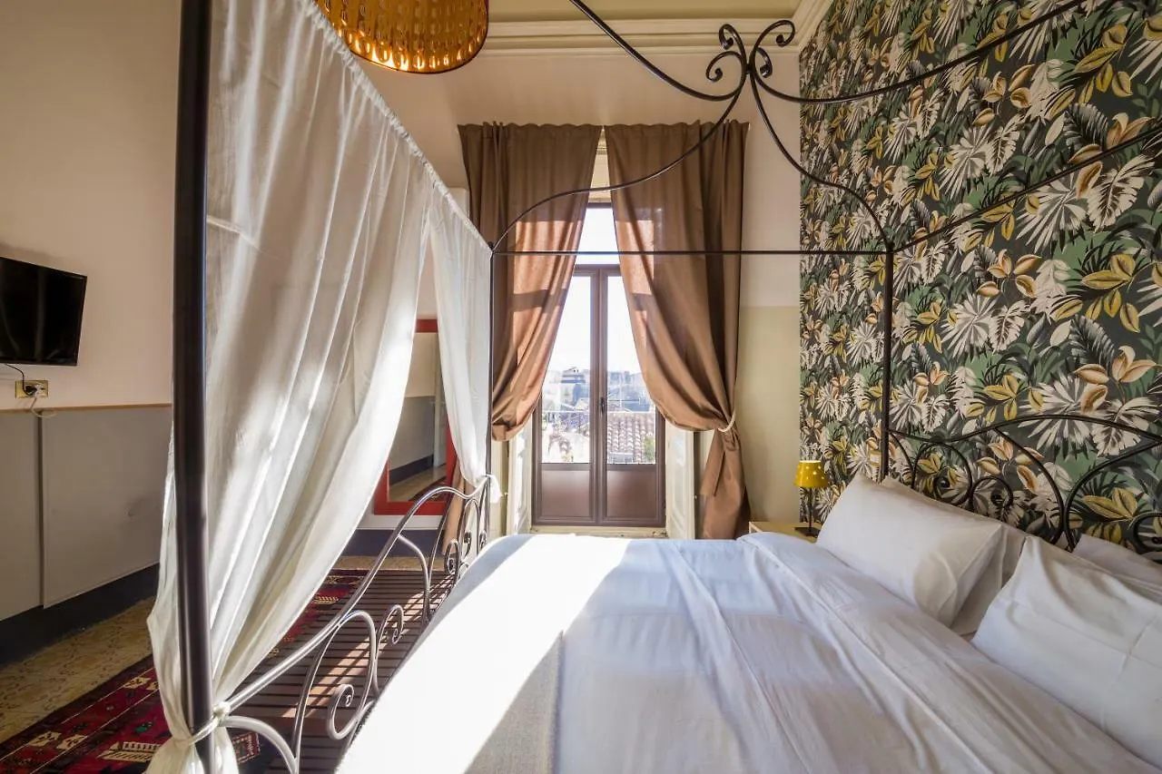 Nocleg ze śniadaniem Grand Tour Design Guest House Catania Self Check-In